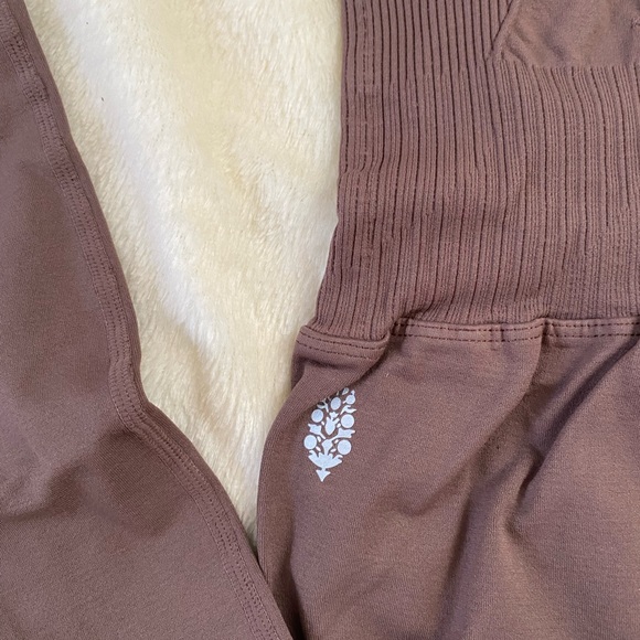 Free People Movement (Bundle) Onesie (S/XS) Leggings (S) - Picture 6 of 10